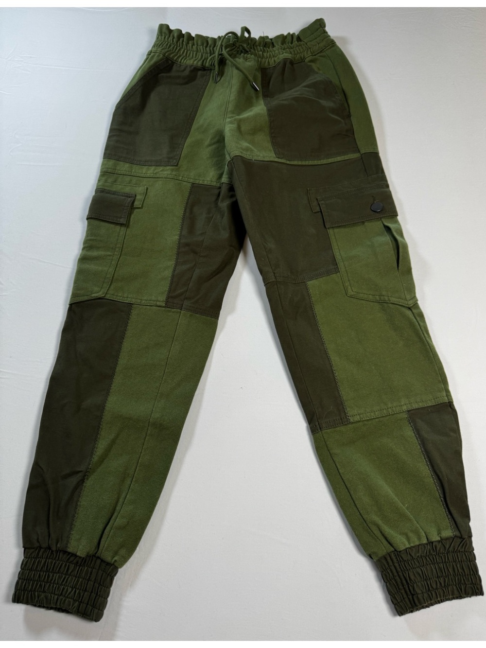 Alice + Olivia Two-Tone Olive Green Patchwork Cargo Pants